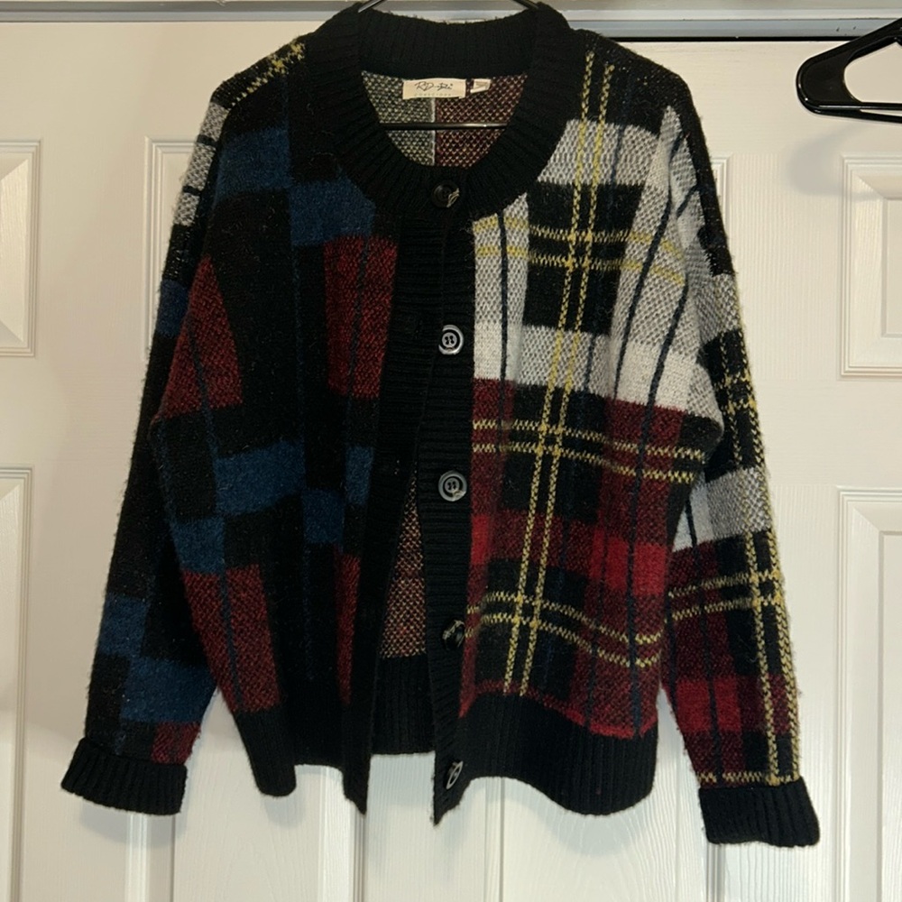 Women’s Sweater